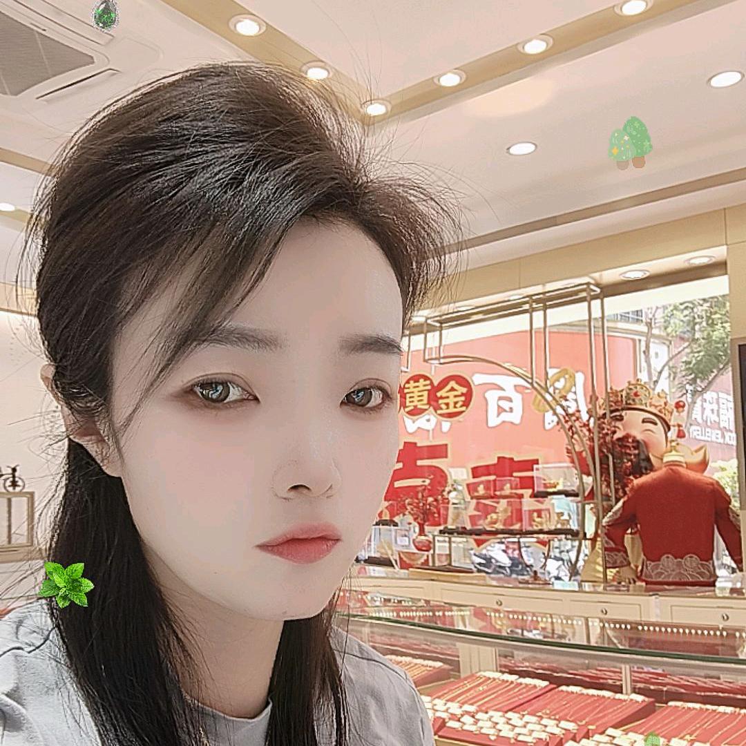 晓晓💋   珠宝小姐姐