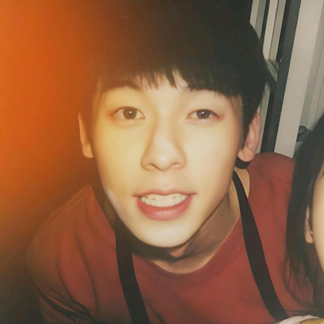 𝑺𝒉𝑨𝒅𝑶𝒘𝒔.