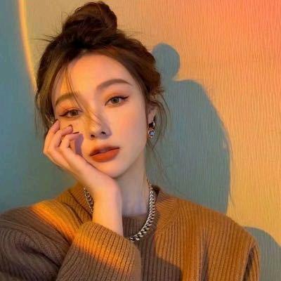 贩麦柠檬茶的小女孩