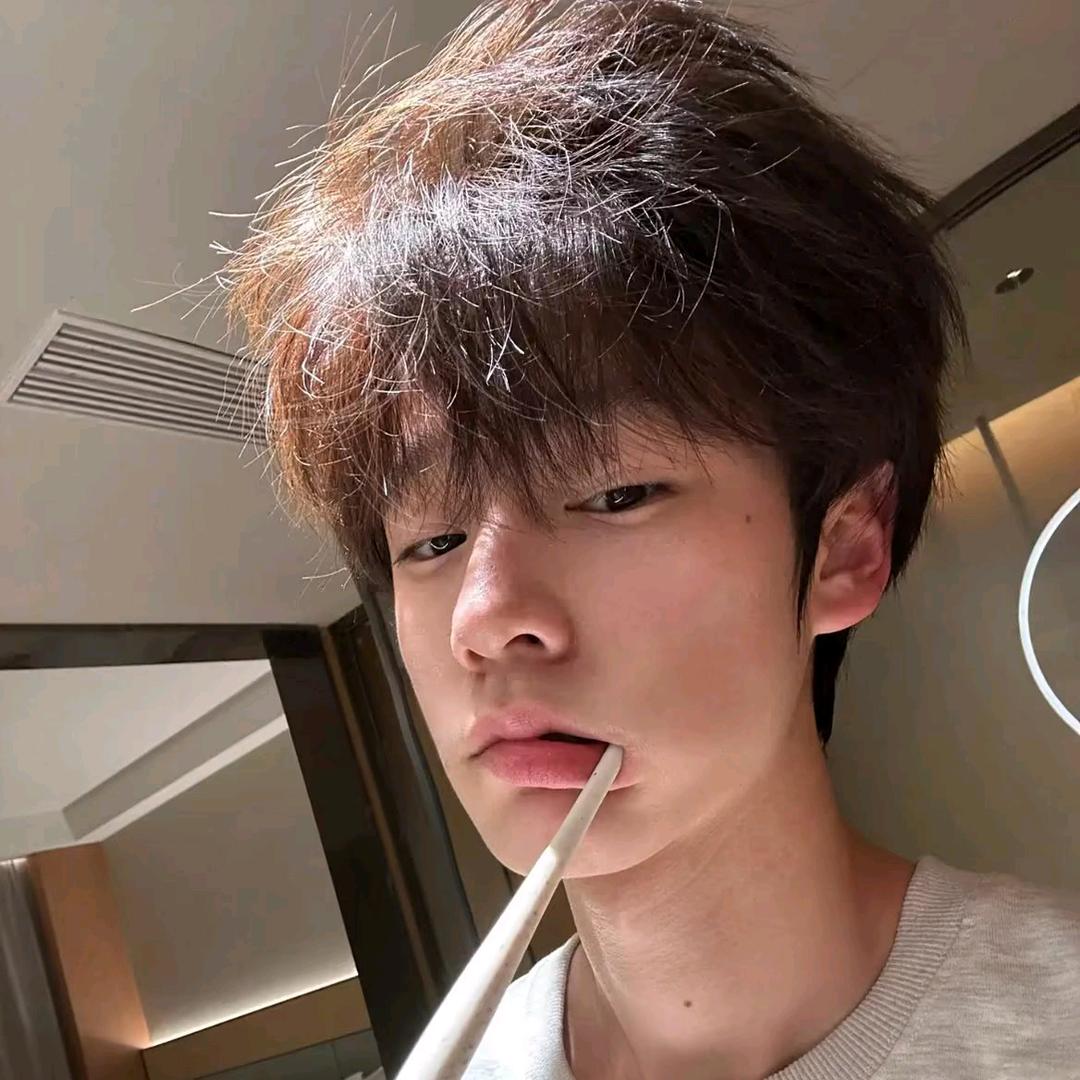 枫༧
