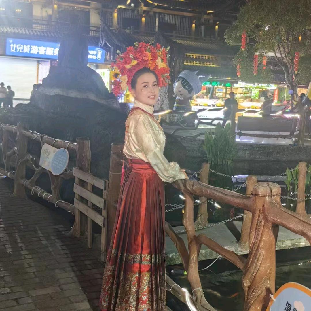 巩义卓宝防水娜姐