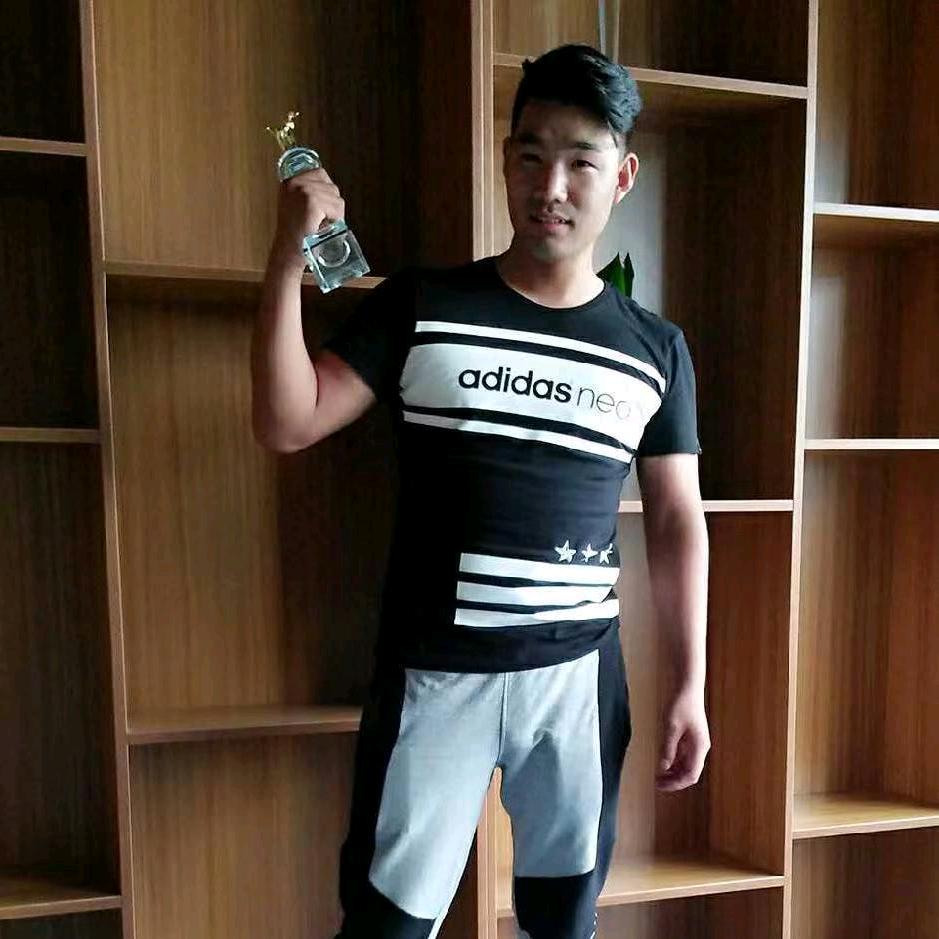 小张小张心里不慌