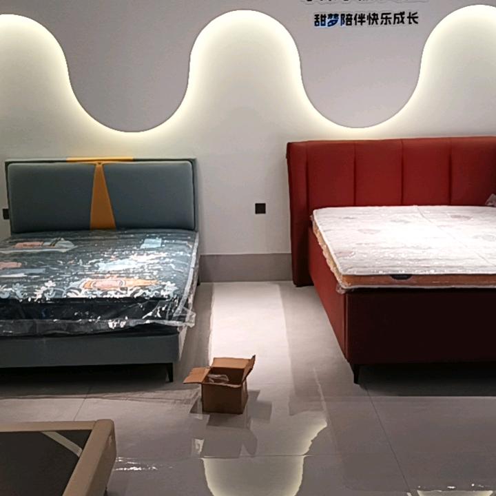 华爱富红木家具厂