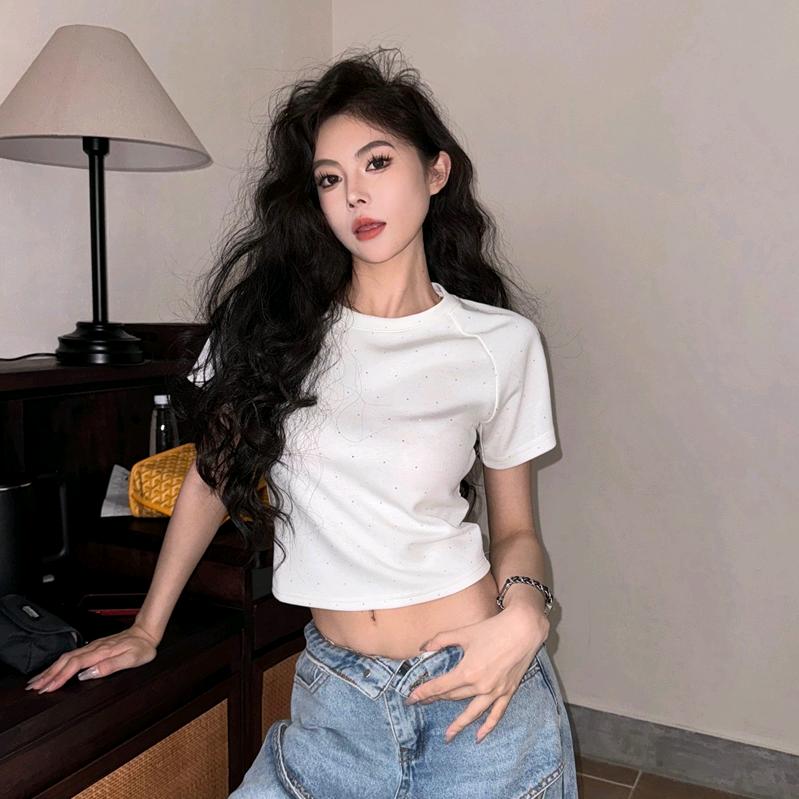 优选名品打底衫工厂店