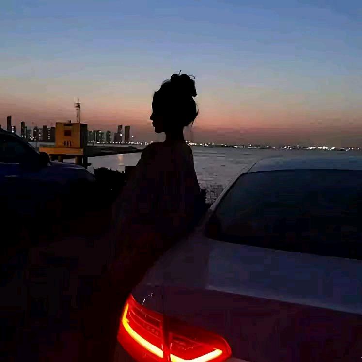 ·    𝐃𝐢𝐨𝐫