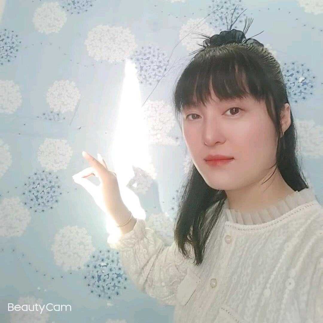 颖儿吃喝玩乐