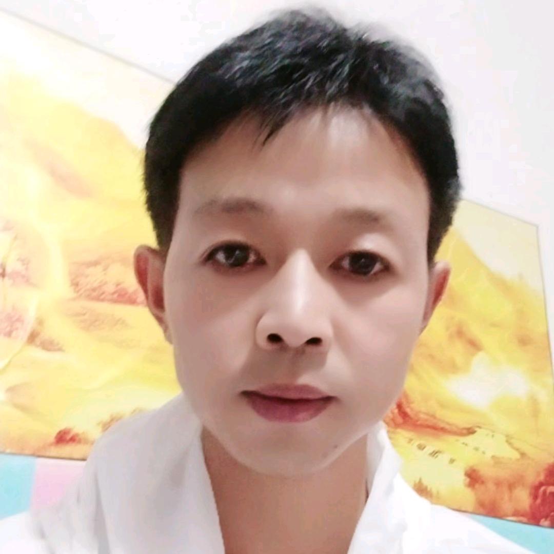 李宸明