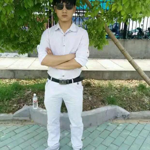 摆摊卖孤独