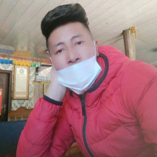 西藏男子