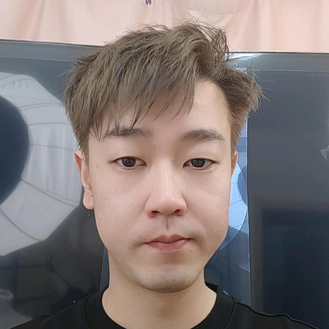 小小俊轻奢睡衣馆