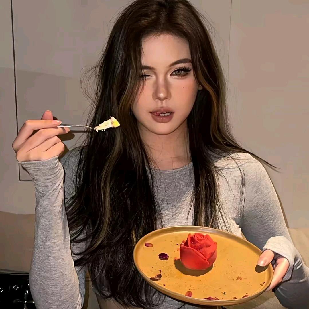 摆烂小鱼