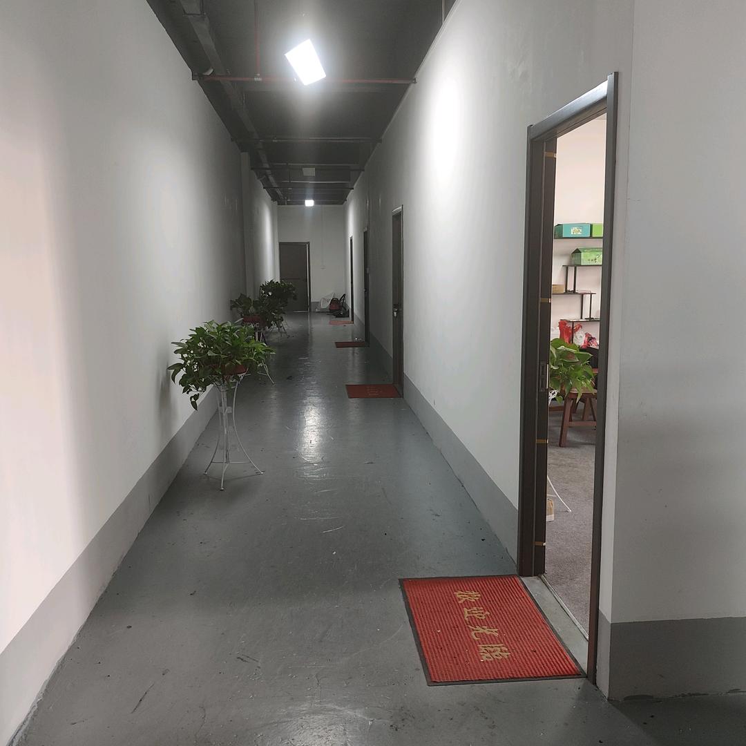 致居新能源汽车遮阳帘店