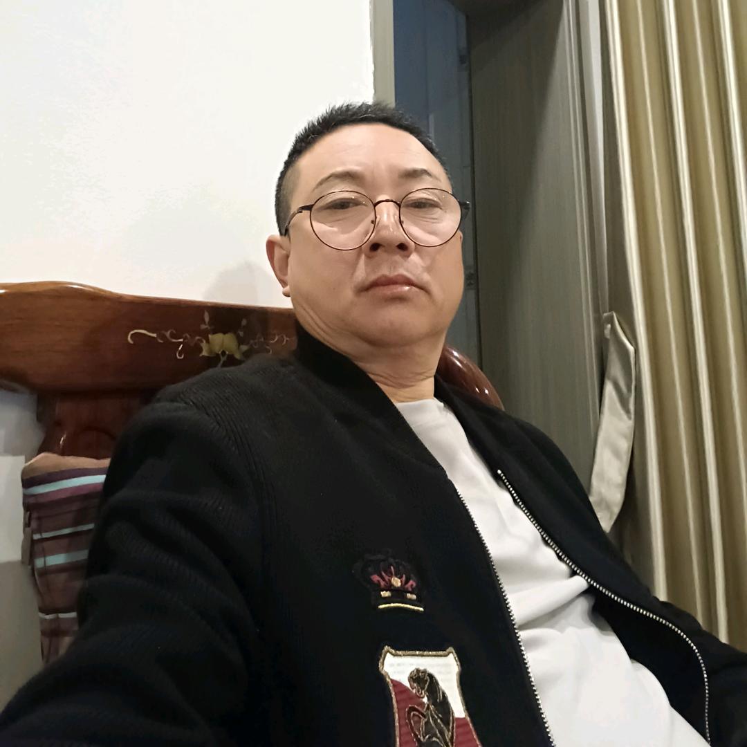罗敏