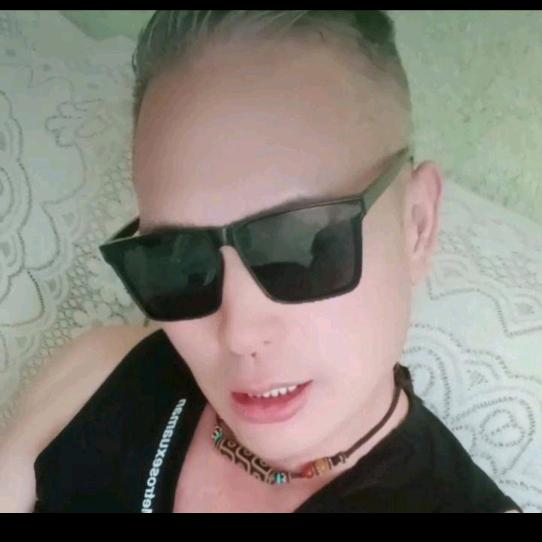 张鹏