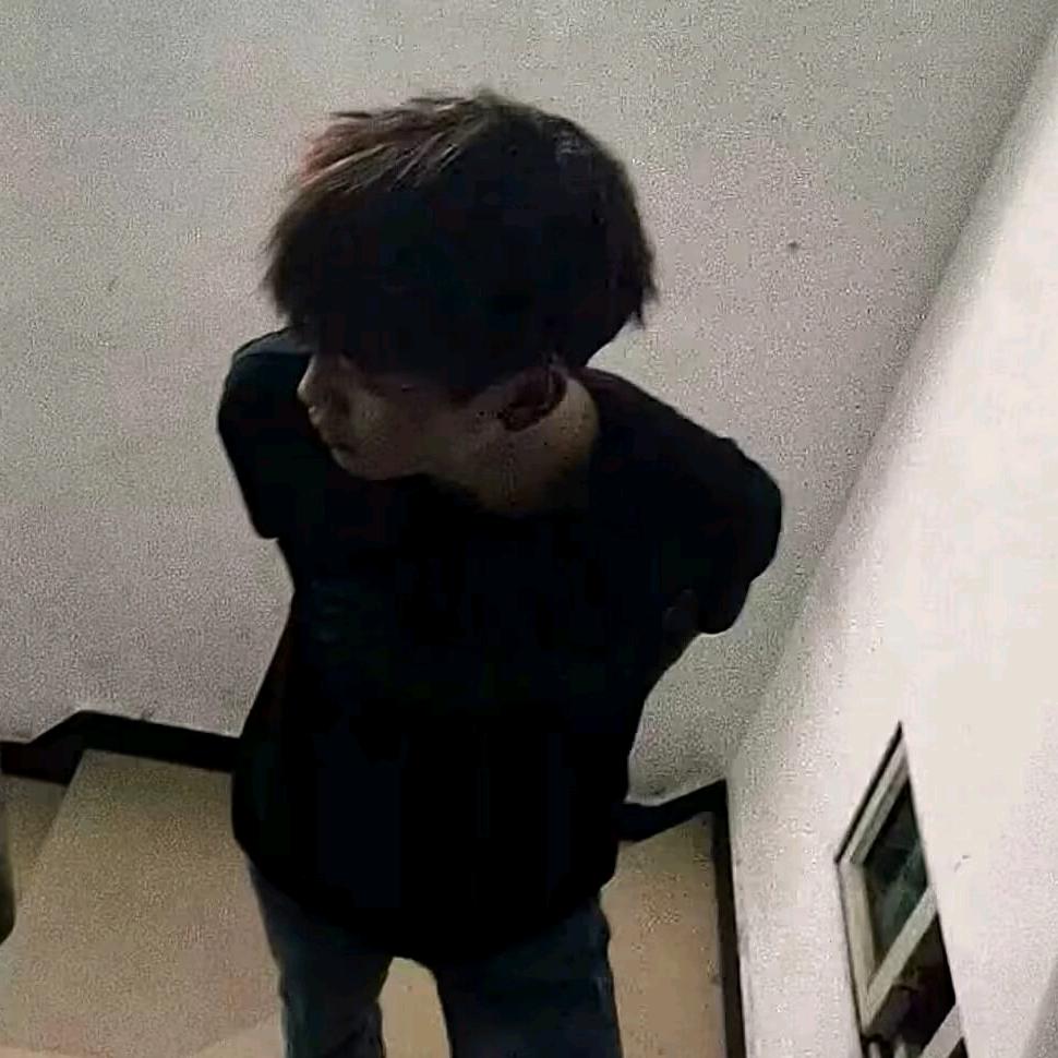 然然。