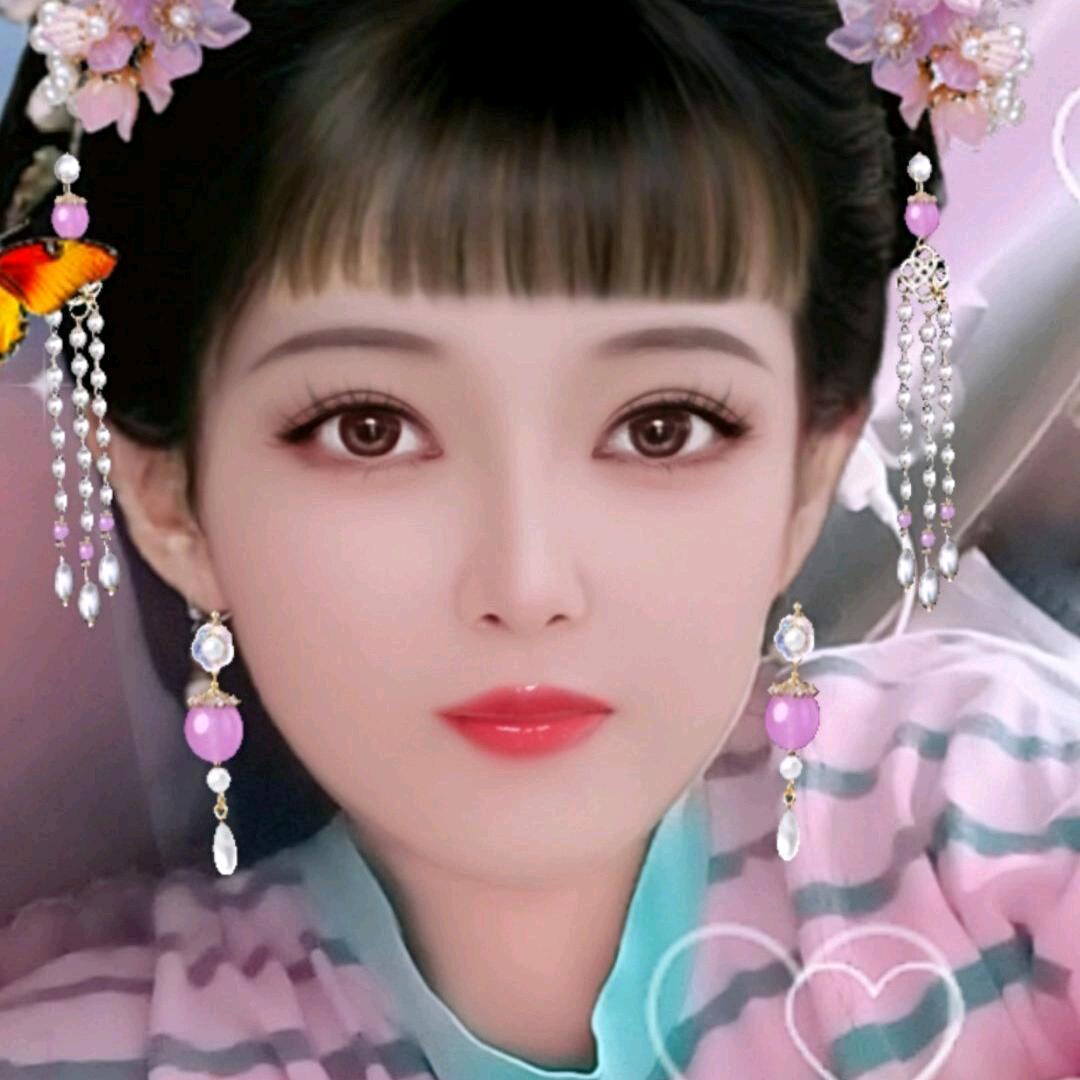 小红色