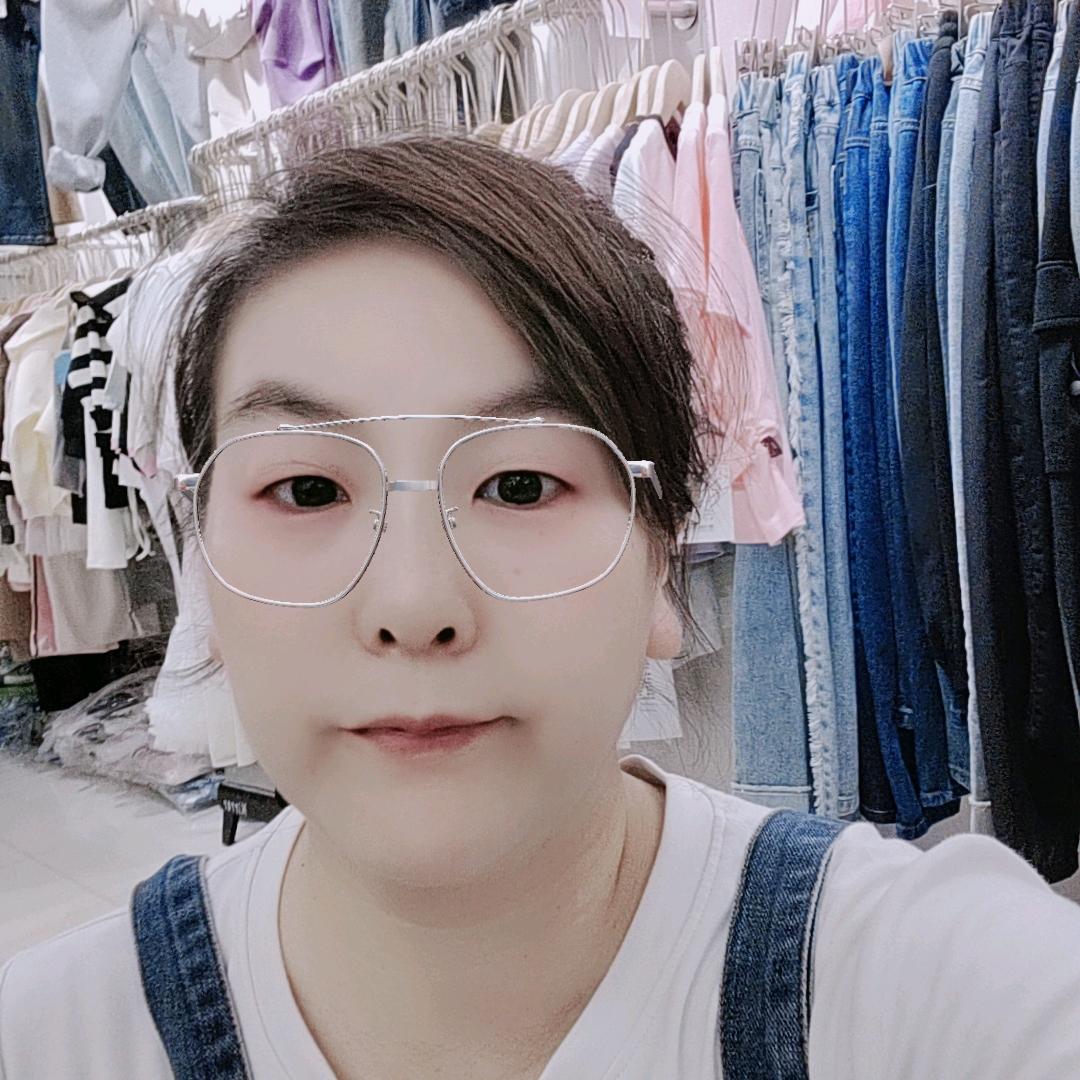 华南城柯佳鑫童装