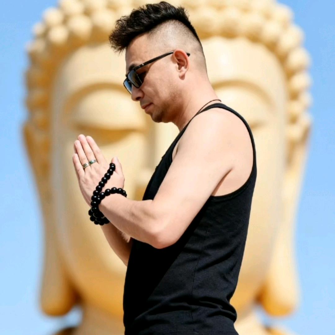 ༺ཉི།吾先生།ཉྀ༻