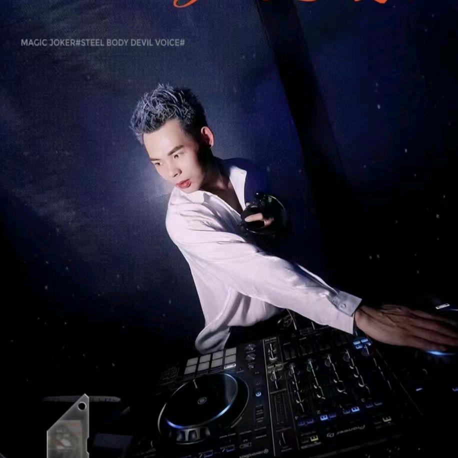 DJ K 米