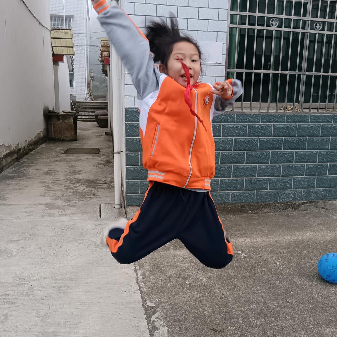 .凡