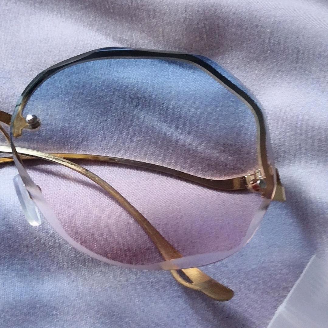 无名小姐姐（卓琦梵缔）