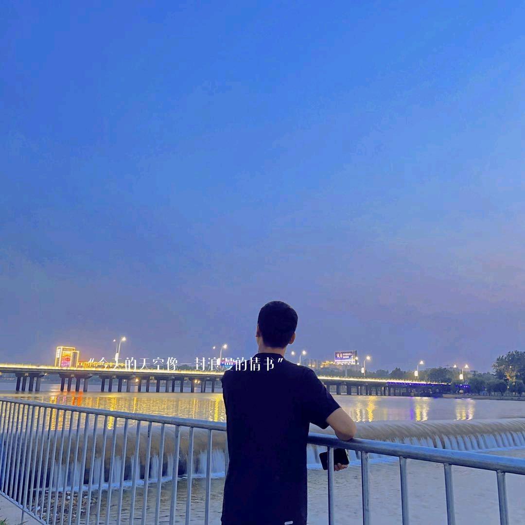 杨小兵
