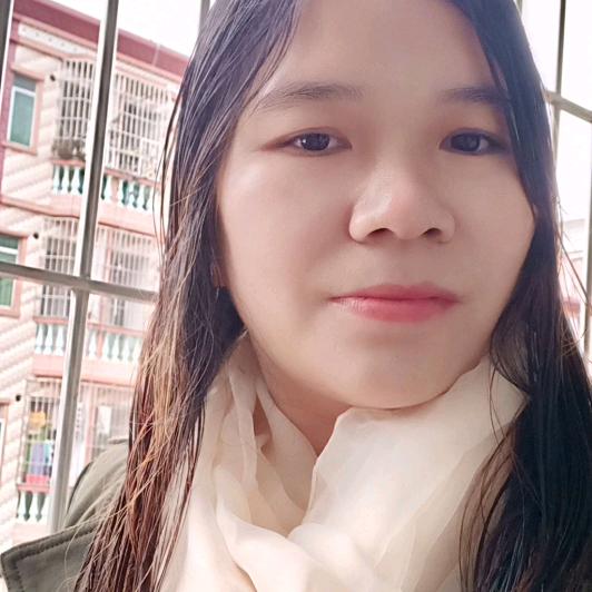 容容妹，