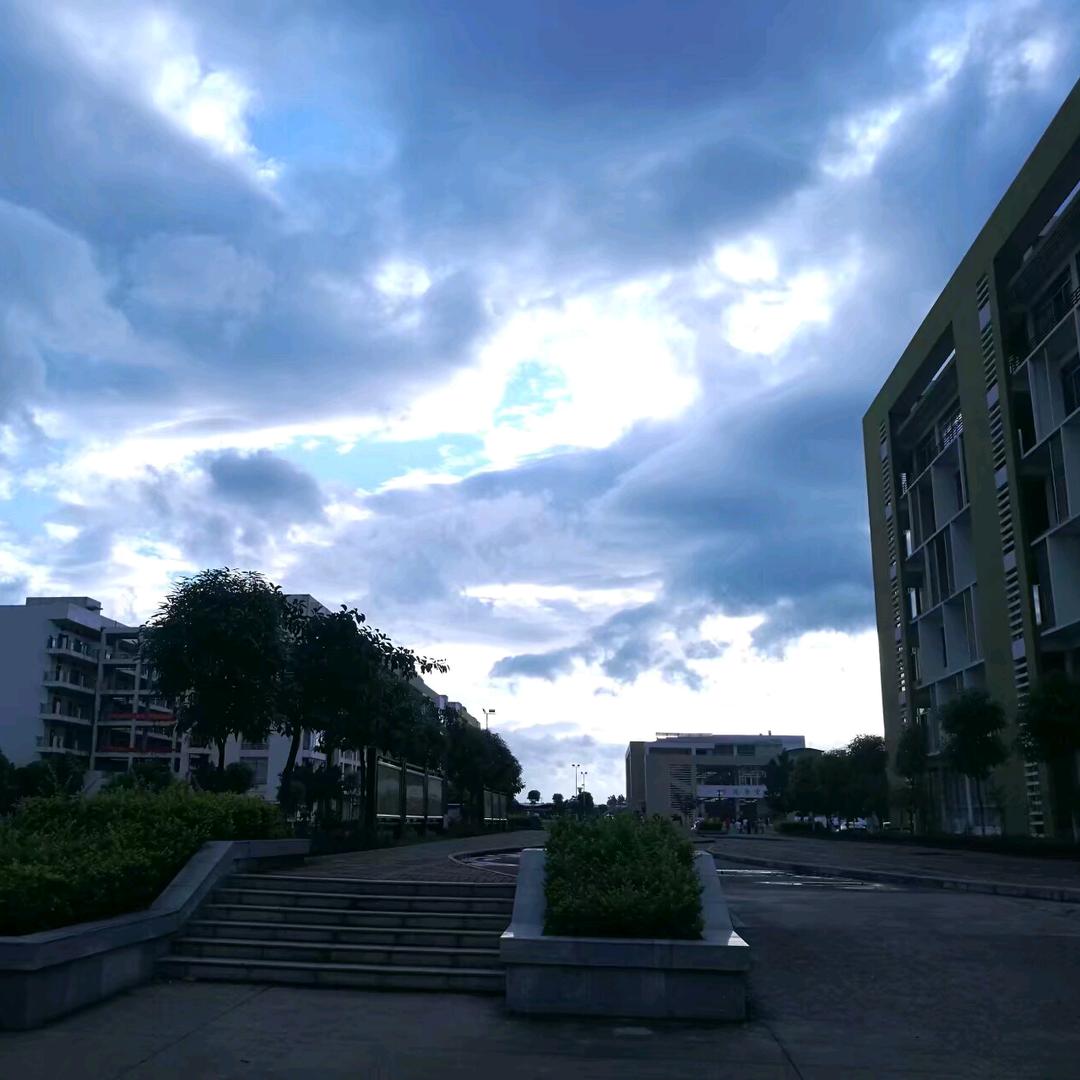 化名词