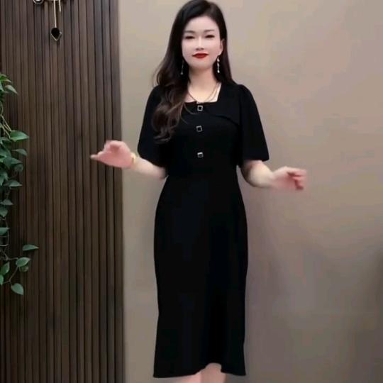 Cyx女装