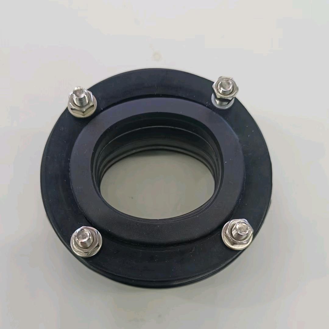 卖防水连接器的小张