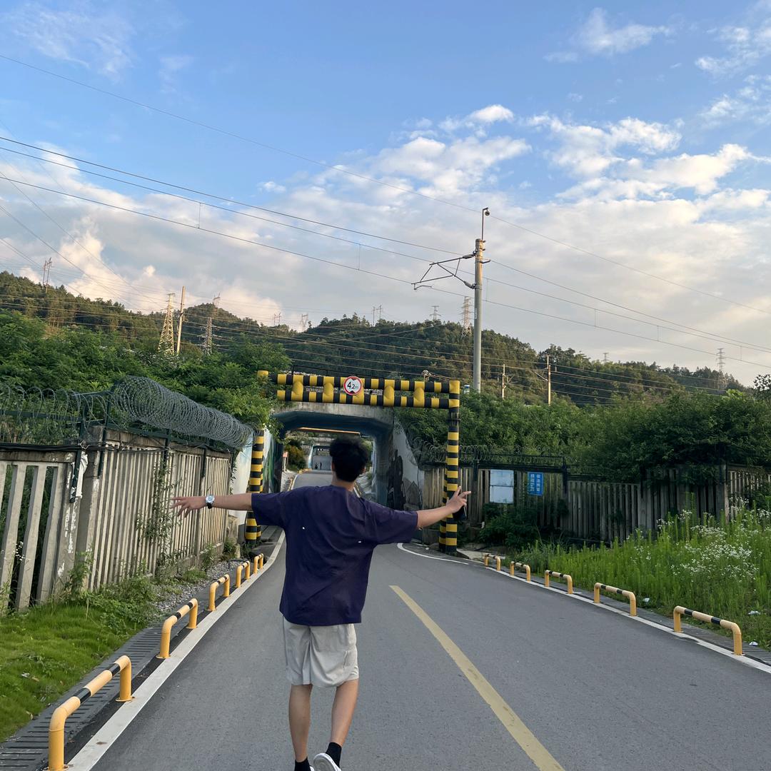 米杰平