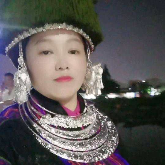兰心有你；杨