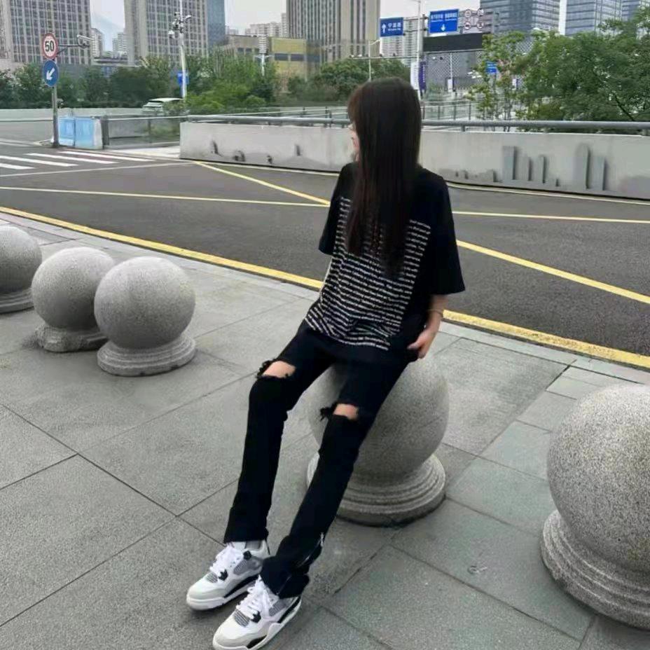 21^
