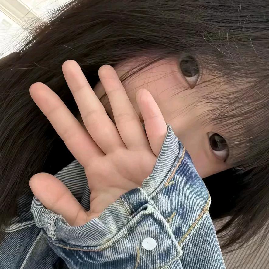芊柔🌷(上学中)