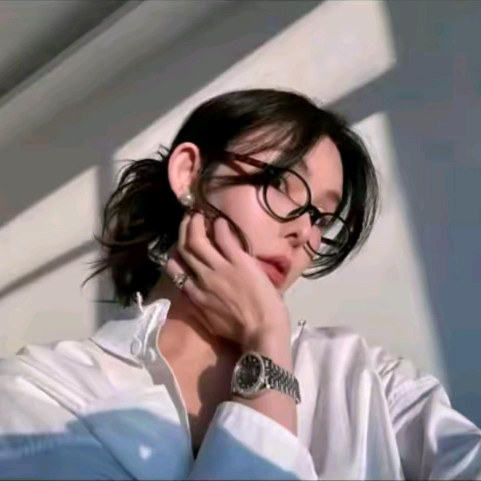 侯點點🌟日常穿搭