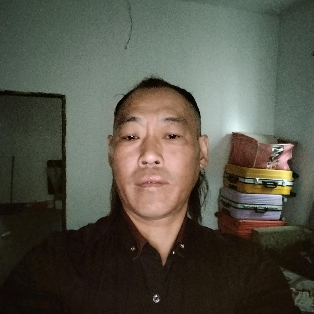 天选陆流萤头像