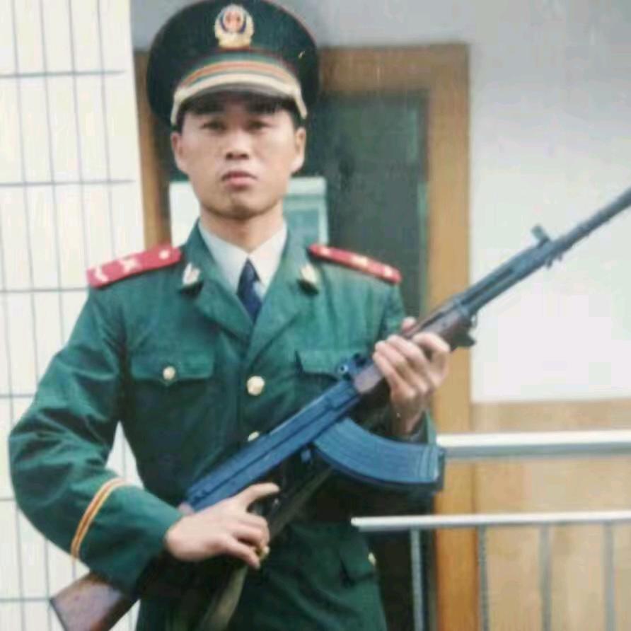 兴少爷