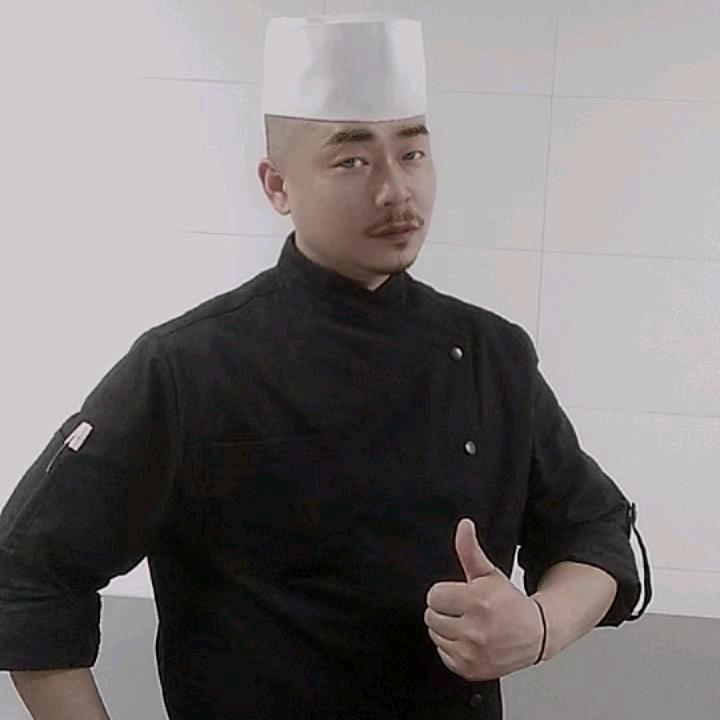 汐尘弄日式料理师@雷厨