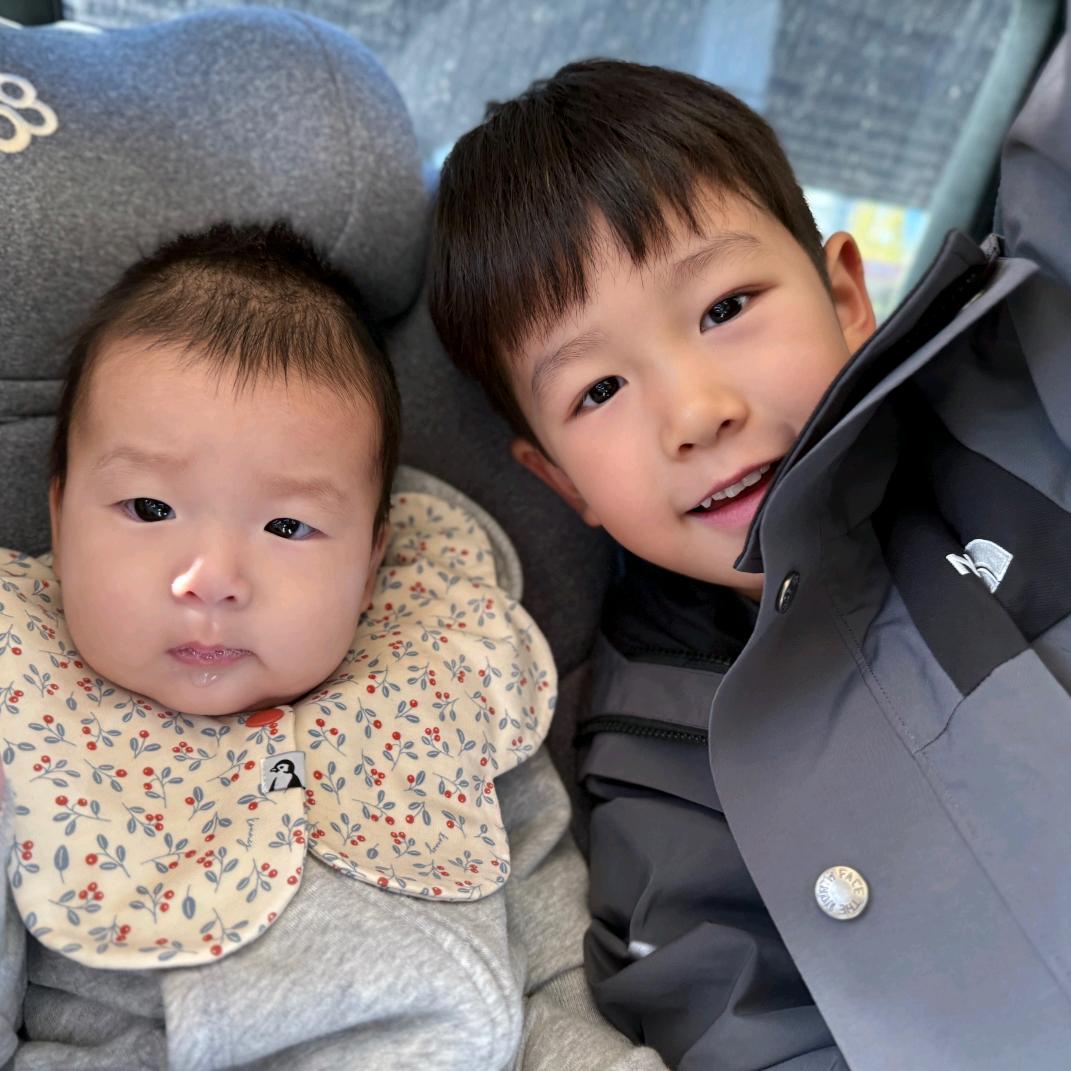 俩儿子爹不停歇