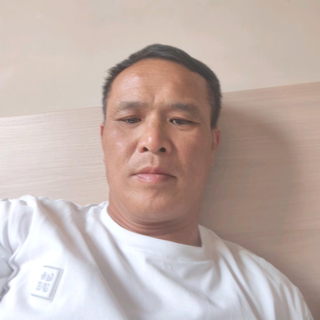 阿呆也会心痛