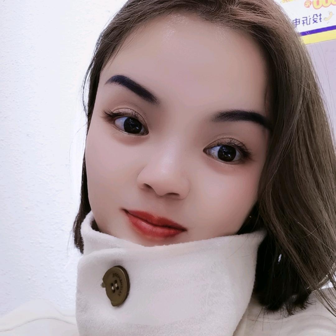 晕头鸭蛋小姐姐