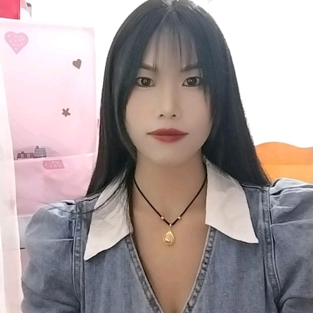 👨‍👩‍👧‍👦肖小姐