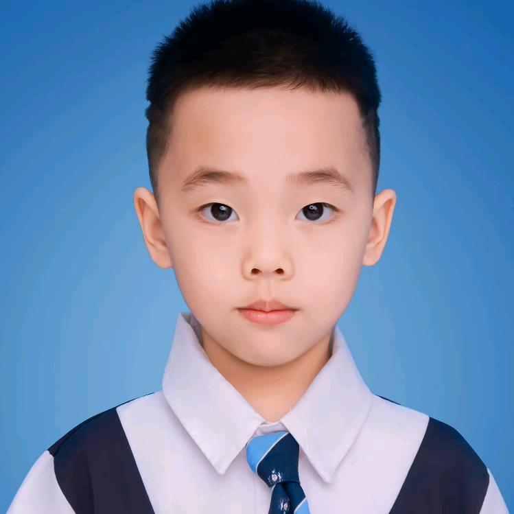 七月的尾巴，你是狮子座