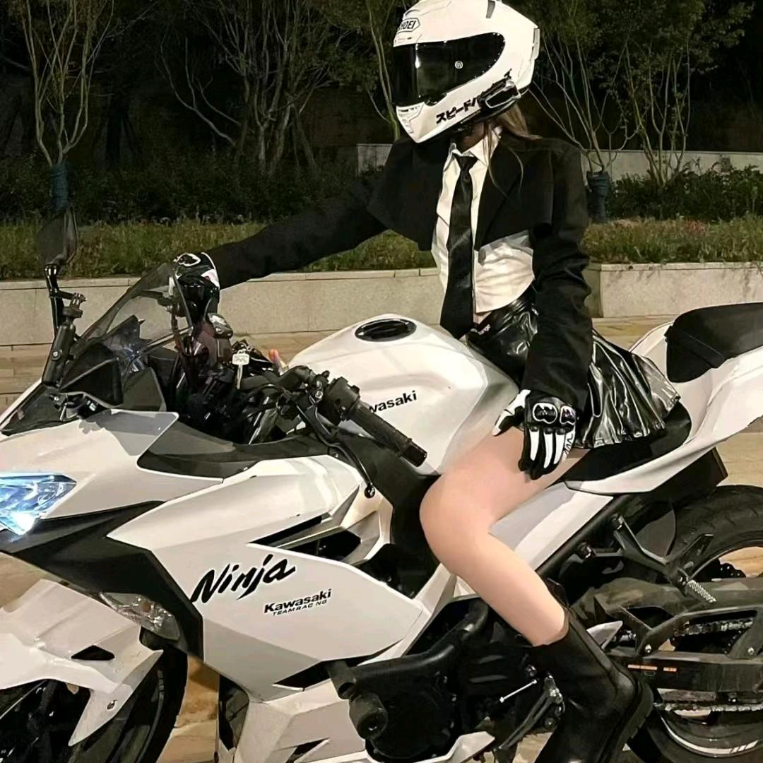 元兴颖姐二手摩托车批发部