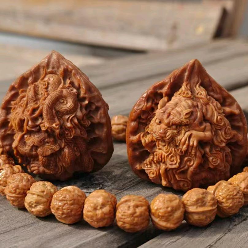 盘 物 志