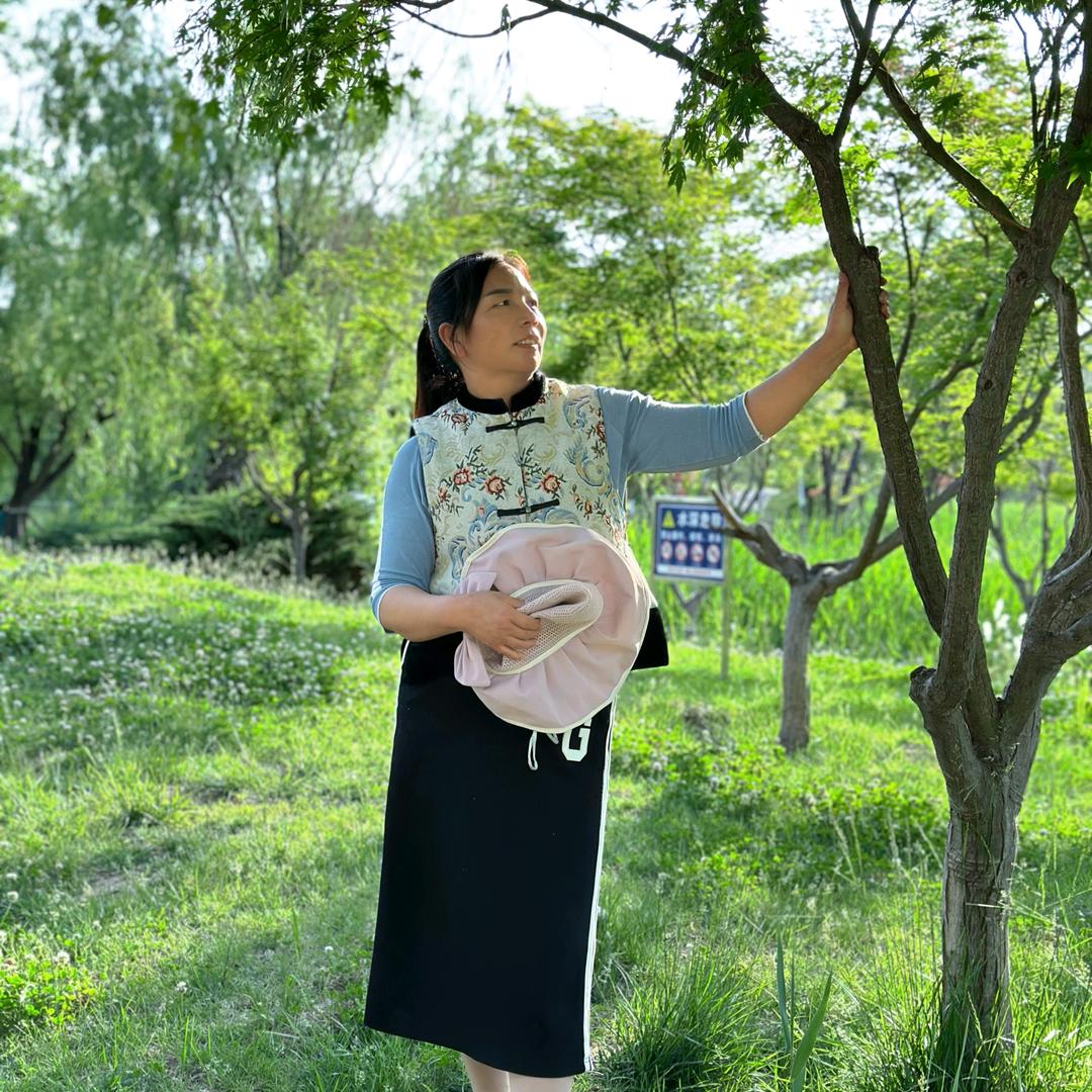 骄阳柳青