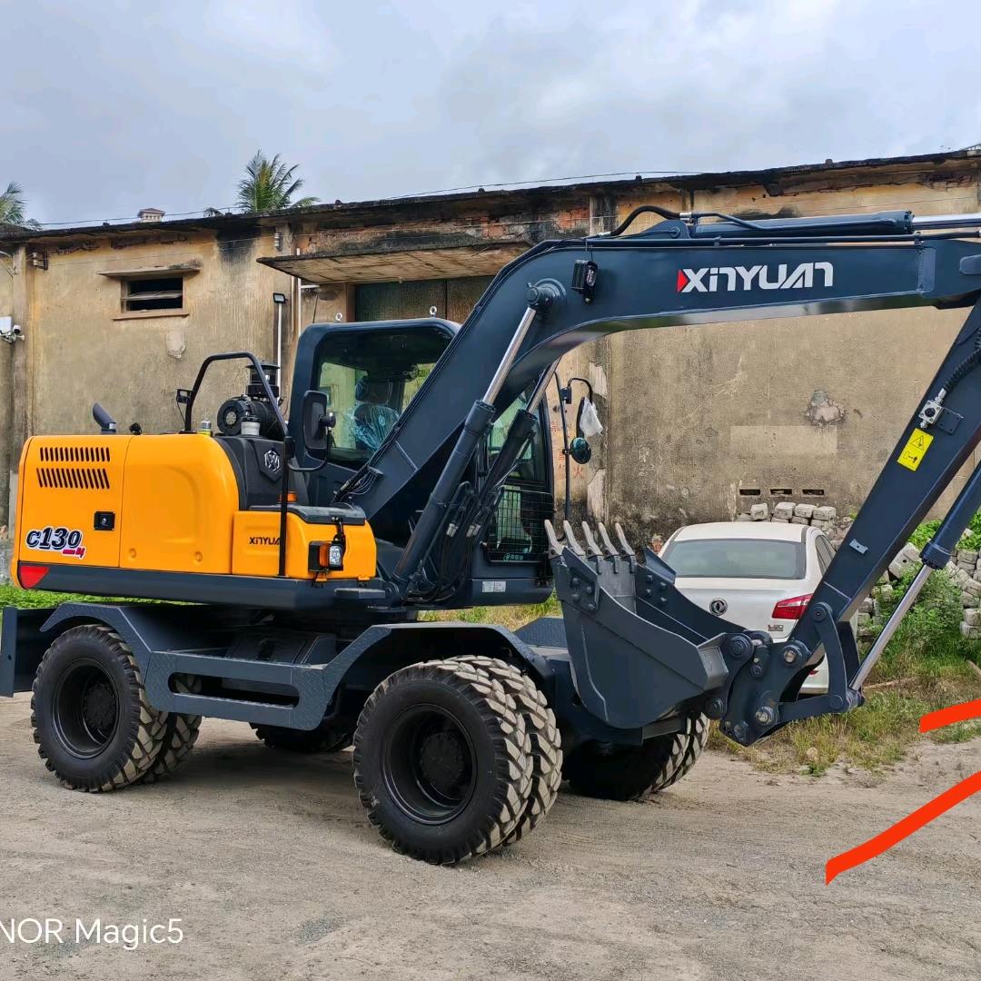 AA，专业轮挖，陈师傅.破碎挖沟拆房