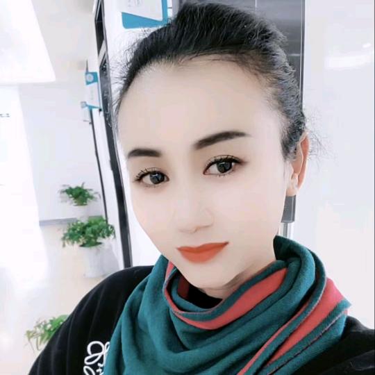 彤彤