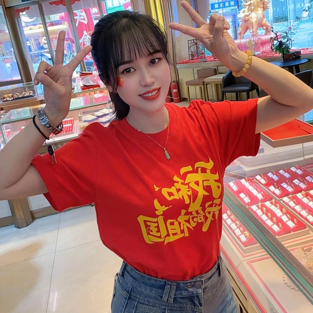 莉莉吖