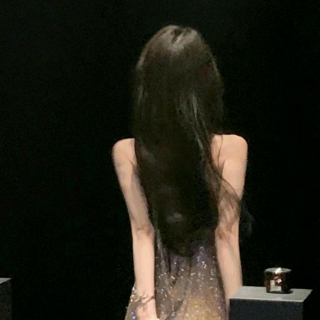情叶^
